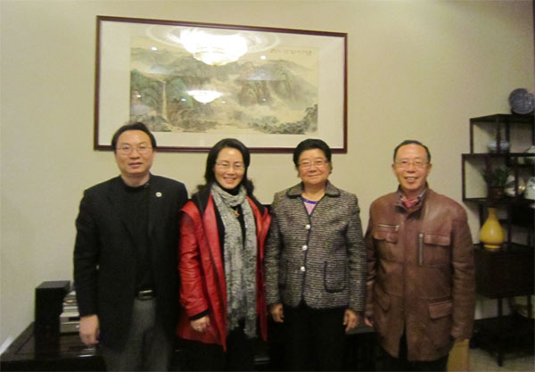 顾秀莲副委员长与王肇文执行主席、吴沂烛秘书长、李云超常务副秘书长合影