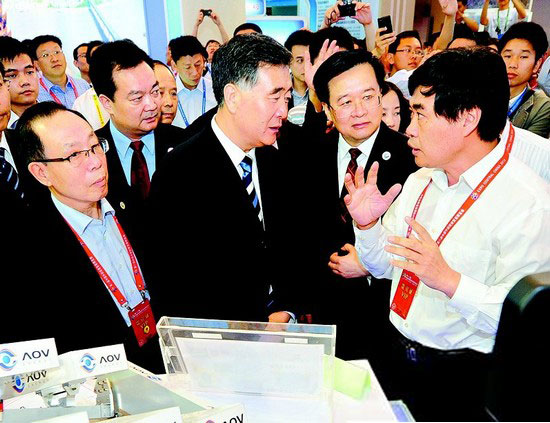 中博会湖北展区.jpg