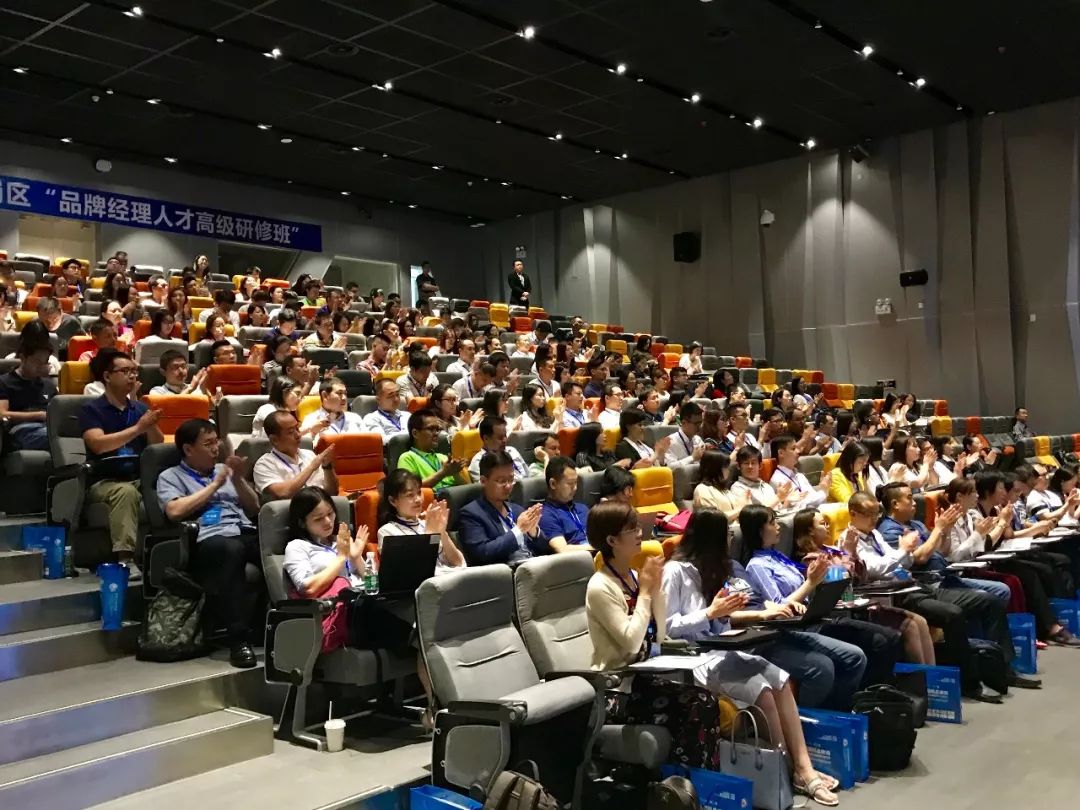 深圳工业总会2 (1).jpg